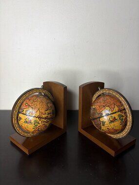 Vintage Set Olde World Globe Axis Earth Sphere Astronomy Wood Bookend